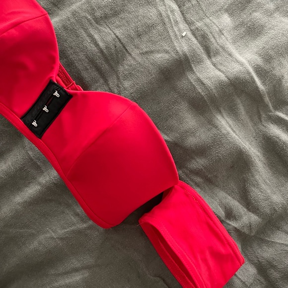 ASOS swimming top - Picture 4 of 4